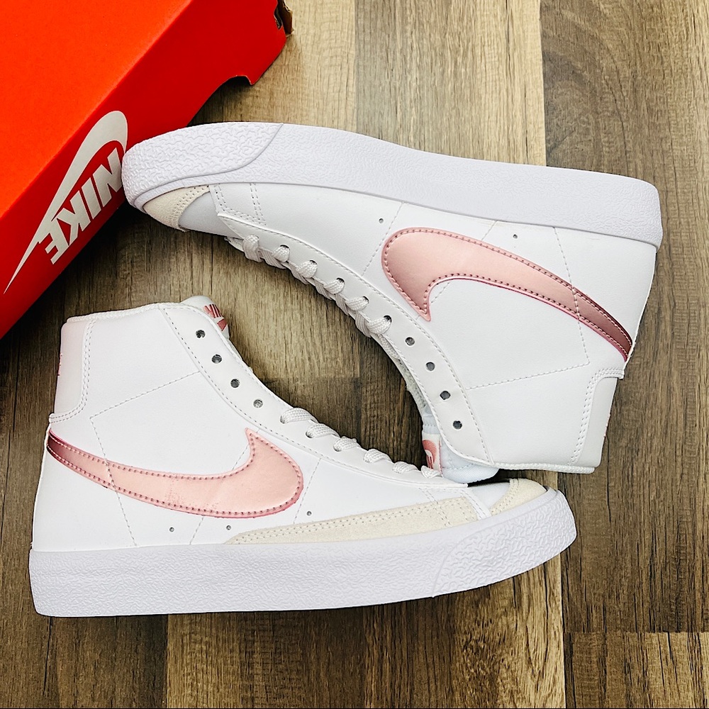 Nike Blazer Mid '77
